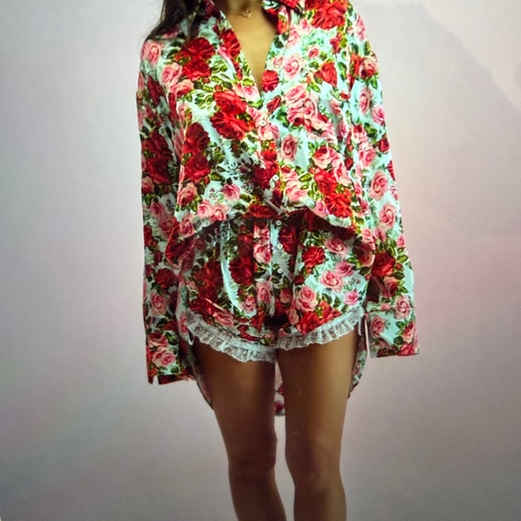 Selkie Roses are red silk slumber party set - Picture 15 of 15